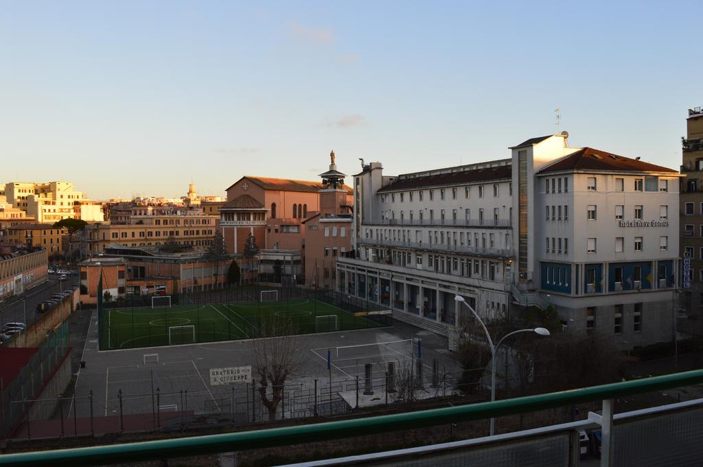 Отель Domus Italiana Рим Экстерьер фото