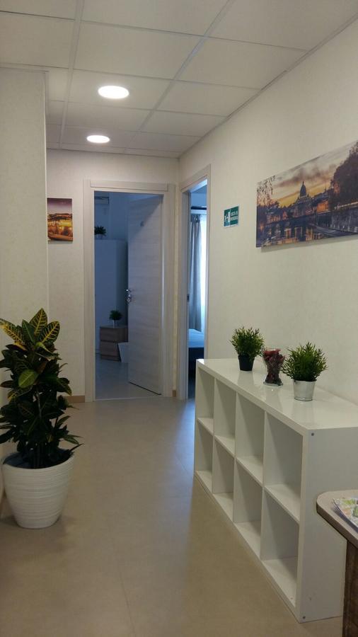 Отель Domus Italiana Рим Экстерьер фото
